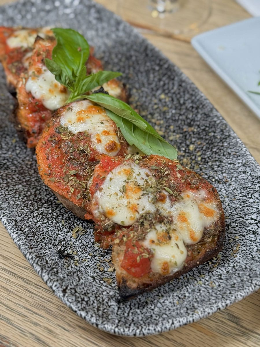 Pizza Party at Home & Catering Pizza Party at Home & Catering