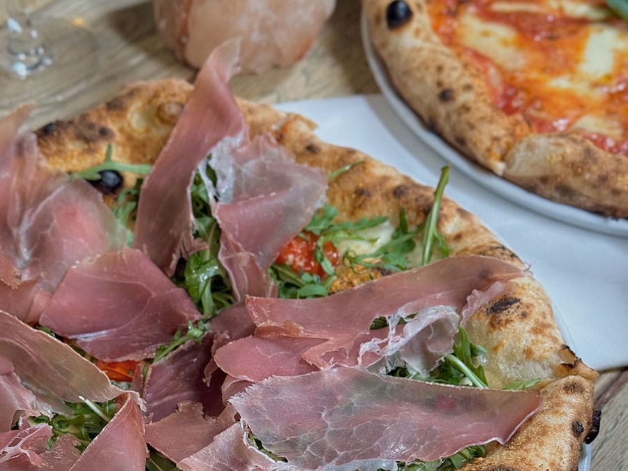 Pizza Party at Home & Catering Pizza Party at Home & Catering